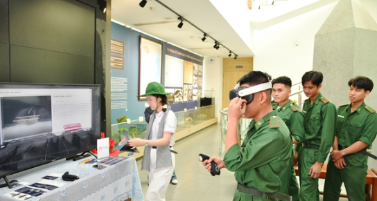 CÔNG NGHỆ 3D/AR TẠO NHỊP CẦU SỐ GIÚP THẾ HỆ TRẺ “THẤY” VÀ “HIỂU” BIỂN ĐẢO QUÊ HƯƠNG