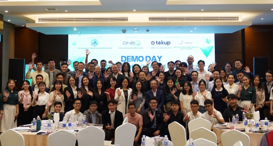 DNES tổ chức Demo Day FINC+ 2025: Bệ phóng cho thế hệ startup Đà Nẵng vươn ra toàn cầu