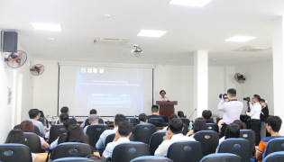 KHAI MẠC CHƯƠNG TRÌNH HUẤN LUYỆN PITCHING CUỘC THI KHỞI NGHIỆP SURF 2025