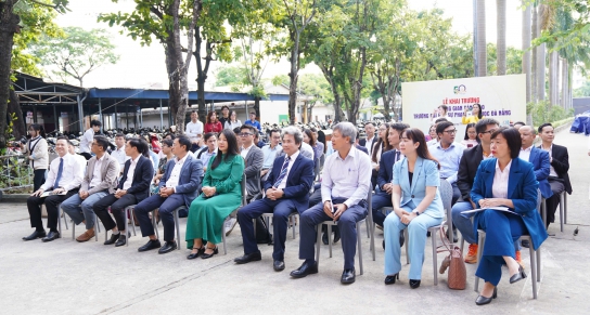 Khai trương Không gian Sáng tạo UED Innovation & Startup Hub